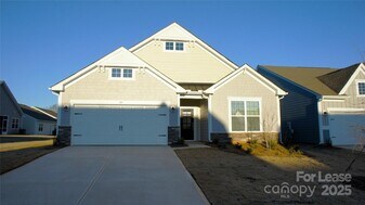 107 Pampas Pl in Statesville, NC - Building Photo