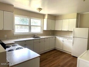 2009 Cypress St. in Beaufort, SC - Building Photo - Building Photo