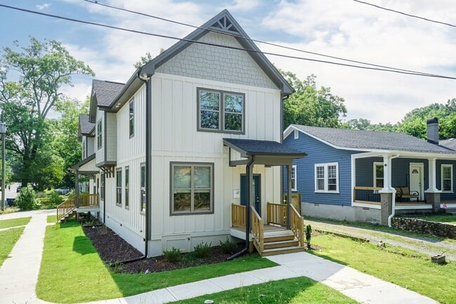 property at 910 Spruce St
