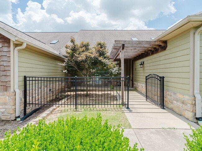 2007 S Dixieland Rd in Rogers, AR - Building Photo - Building Photo
