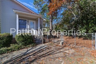1105 Lake Shire Dr in West Columbia, SC - Building Photo - Building Photo