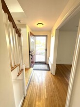 139 Webster St in Needham, MA - Foto de edificio - Building Photo