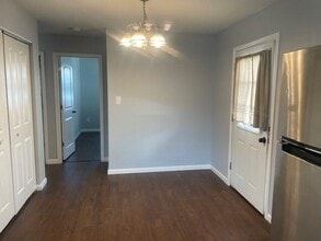 505 W Walnut St in Fayette, MO - Building Photo - Building Photo