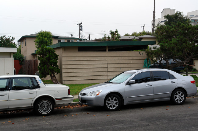 720 Indiana Ct in El Segundo, CA - Building Photo - Building Photo