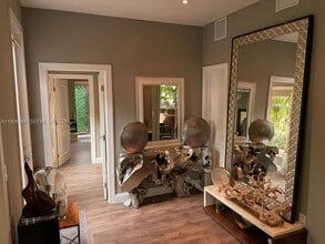 2654 SW 25th Ter in Miami, FL - Building Photo - Building Photo