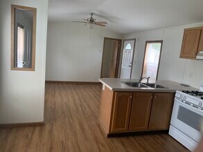 313 Boston Dr in Schenectady, NY - Building Photo - Building Photo