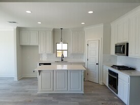 519 Flycatcher Dr in Baton Rouge, LA - Building Photo