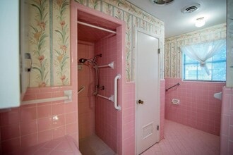 1701 Ave R in Huntsville, TX - Building Photo - Building Photo