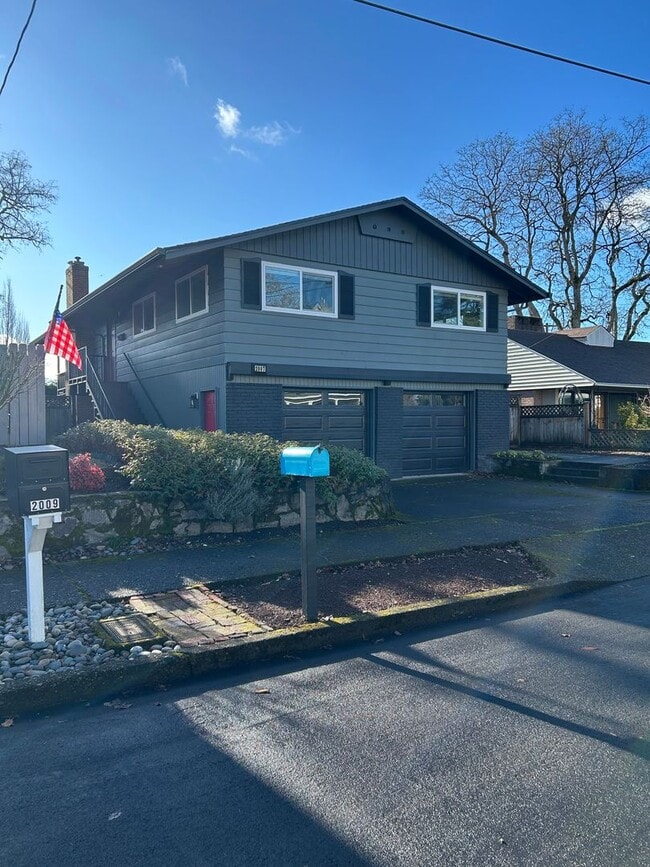 property at 2007 E 8th St