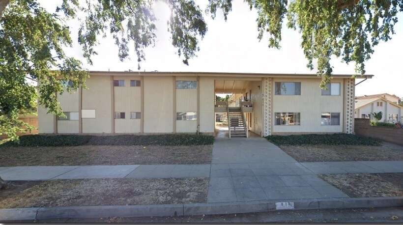 618 E Mill St in Santa Maria, CA - Building Photo