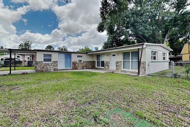 property at 1703 Carnegie Cir