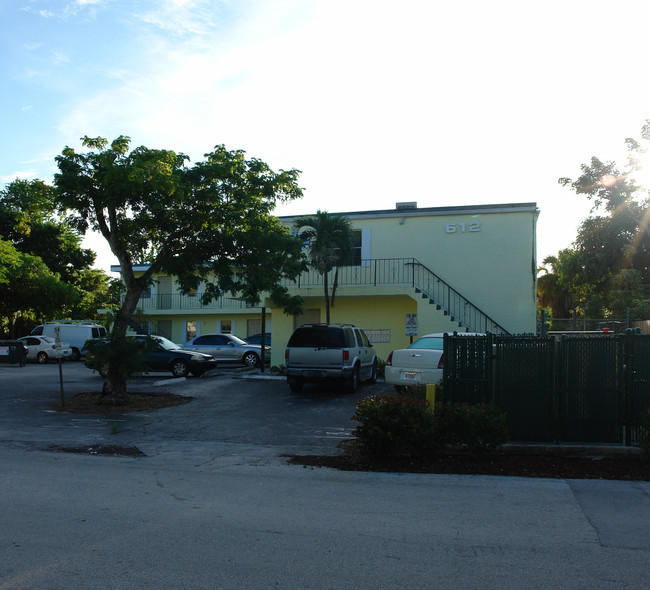 612 NE 2nd Ave in Fort Lauderdale, FL - Building Photo - Building Photo