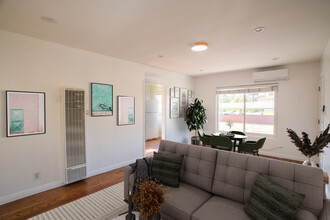 1501 Beloit Ave in Los Angeles, CA - Building Photo - Interior Photo