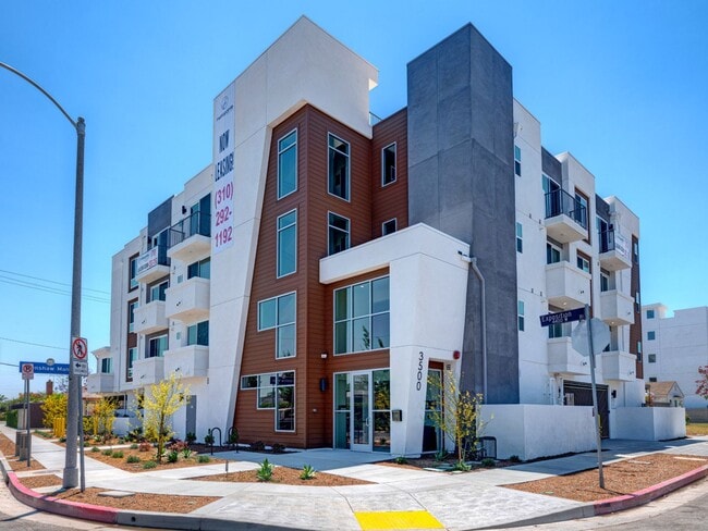 3500 Chesapeake in Los Angeles, CA - Building Photo - Interior Photo