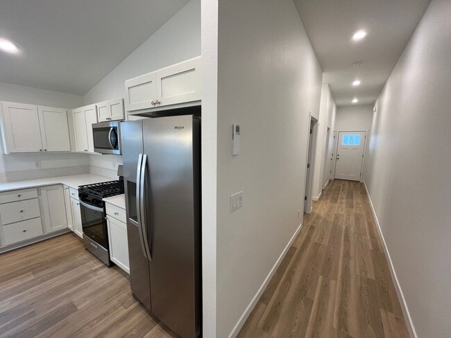 555 Arnold St in Madras, OR - Building Photo - Building Photo