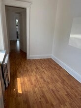 72-53 65th Pl in Queens, NY - Building Photo - Building Photo