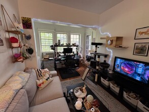 4312 N Clarendon Ave, Unit 1231 in Chicago, IL - Building Photo - Building Photo