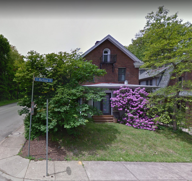 property at 528 S Murtland St