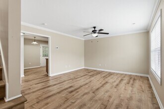 937 Micro Way in Knoxville, TN - Building Photo - Building Photo