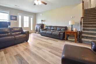 779 Lillian Grace Dr in Clarksville, TN - Building Photo - Building Photo