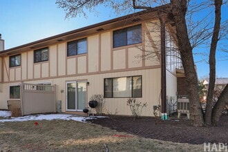 642 Whalom Ln in Schaumburg, IL - Building Photo - Building Photo