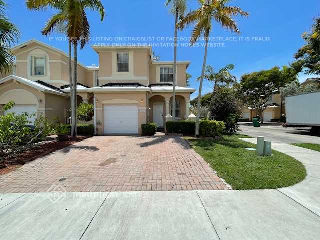 property at 12533 SW 125th Ct