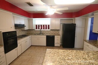 3617 47th St in Lubbock, TX - Building Photo - Building Photo