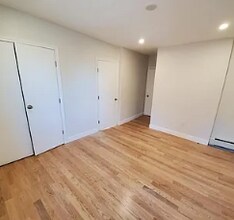 30 Greenwich St, Unit 9 in Boston, MA - Foto de edificio - Building Photo