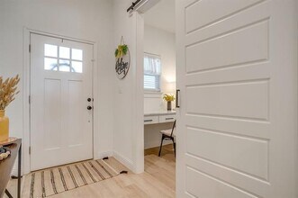 2217 Forest Hill Ln in Granbury, TX - Building Photo - Building Photo