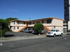 Hale Laau II in Honolulu, HI - Building Photo