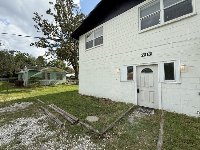 property at 2418 Pullman Ave