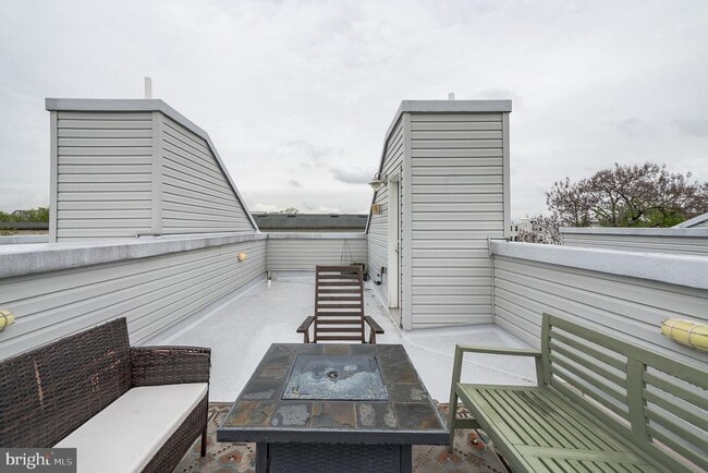 property at 535 Morse St