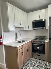 32 Providence St in Newark, NJ - Foto de edificio - Building Photo