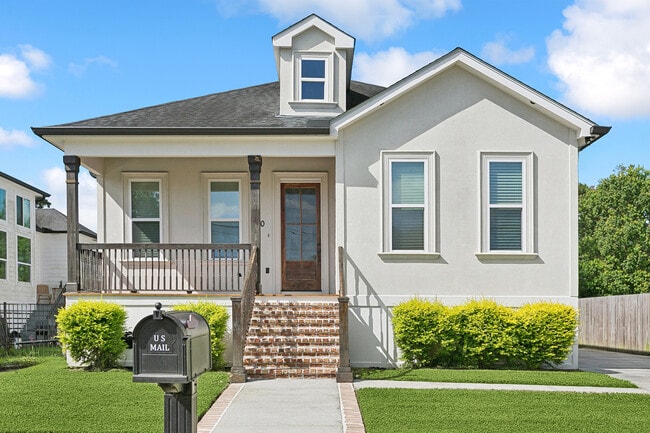 property at 90 E Claiborne Square