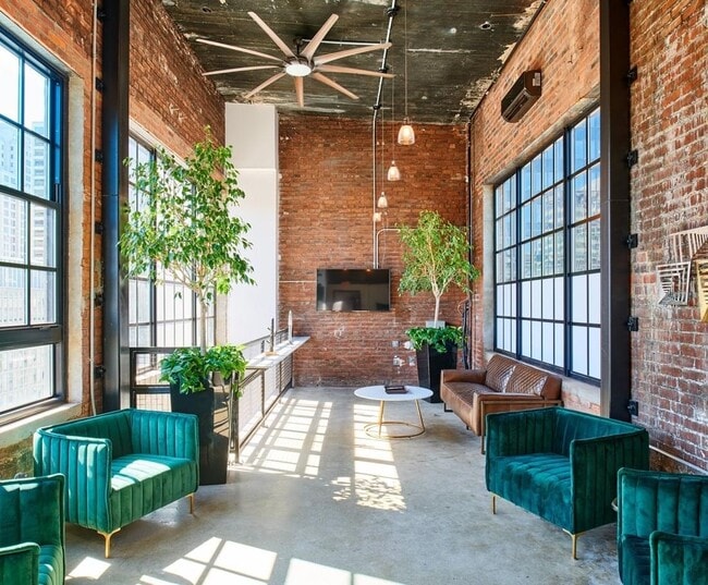 Sixth Street Exchange in Cincinnati, OH - Building Photo - Building Photo