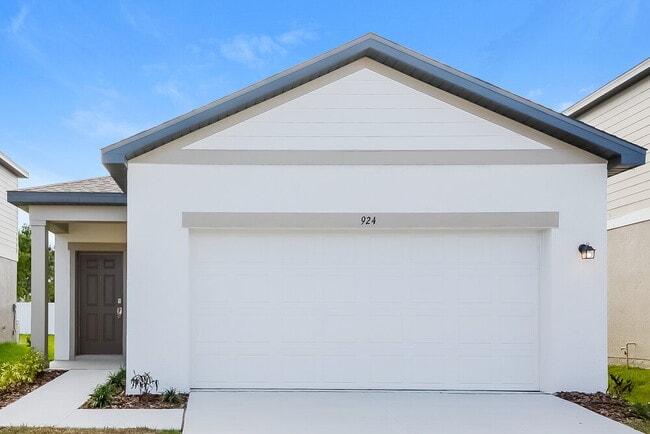 property at 924 Kelly Fern Lp