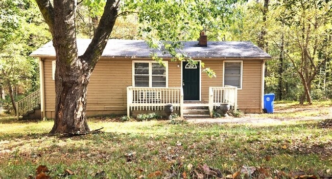 property at 1410 Redland Dr