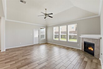 5102 Brookshire Pass Dr in Brookshire, TX - Building Photo - Building Photo