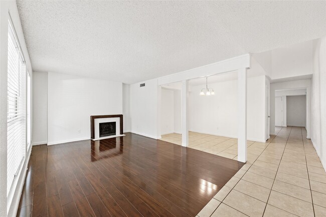 property at 781 Country Pl Dr