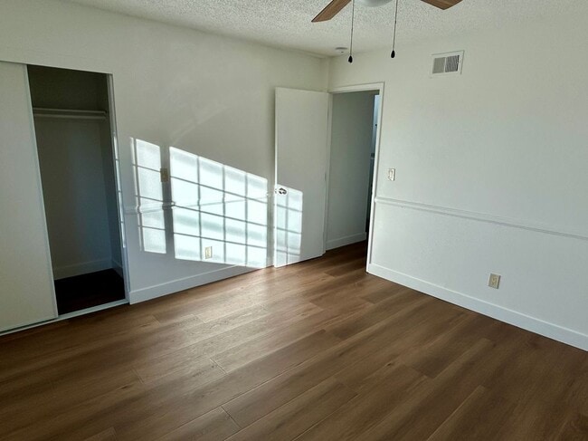 6340 Orange Ave in Long Beach, CA - Building Photo - Building Photo