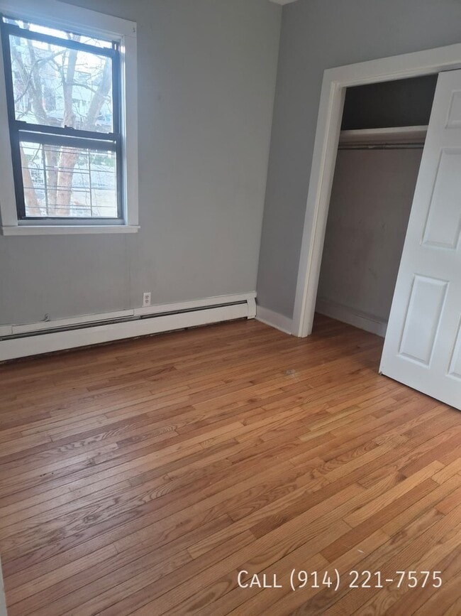 property at 224 Sommerville Pl