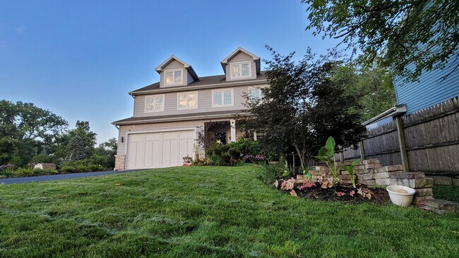 413 N Warwick Ave in Westmont, IL - Building Photo - Building Photo
