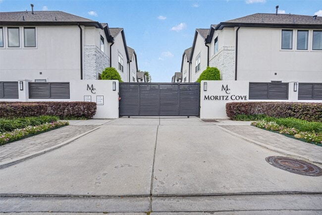 1735 Moritz Dr in Houston, TX - Building Photo - Building Photo