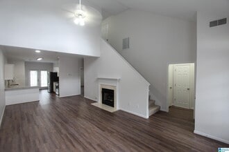 3516 Savannah Park Ln in Vestavia Hills, AL - Building Photo - Building Photo