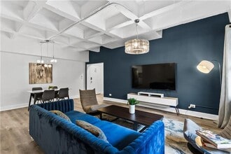 3645 Peachtree Rd NE in Atlanta, GA - Foto de edificio - Building Photo