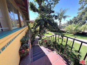 1570 Melwood Dr in Glendale, CA - Building Photo - Building Photo