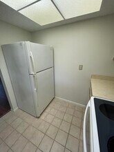 1550 SE Royal Green Cir in Port St. Lucie, FL - Building Photo - Building Photo