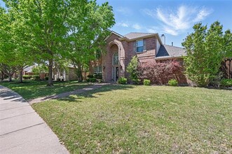 12339 Blue Ridge Dr in Frisco, TX - Foto de edificio - Building Photo
