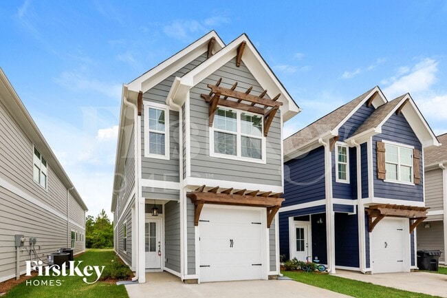 211 Creek Run Way in Calera, AL - Foto de edificio - Building Photo