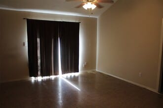 8622 Brock Park Blvd in Houston, TX - Building Photo - Building Photo